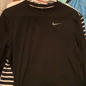 Nike long sleeve shirt